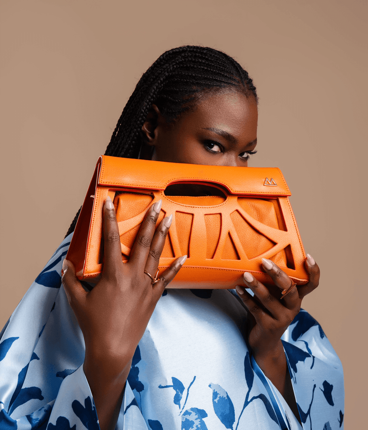 ARKA by MARAZ: The Sculptural Elegance of a Clutch Inspired by the Latticework of West African Architecture